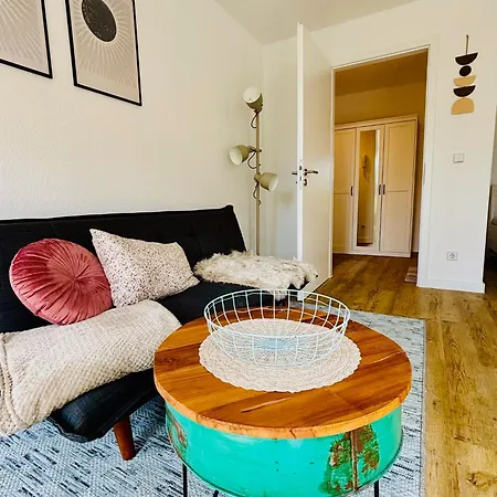 Beautiful Studio Wlan I Smart-Tv I Kueche I Balkon Erfurt Exterior photo